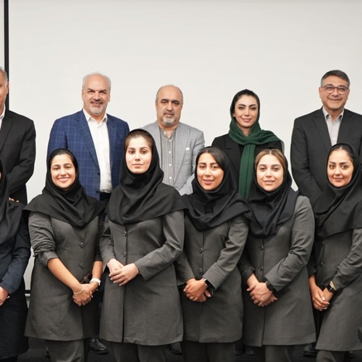 تثبیت گواهی استاندارد بینالمللی ISO 15838 در مرکز ارتباط با مشتریان بیمه دی تثبیت گواهی استاندارد بینالمللی ISO 15838 در مرکز ارتباط با مشتریان بیمه دی